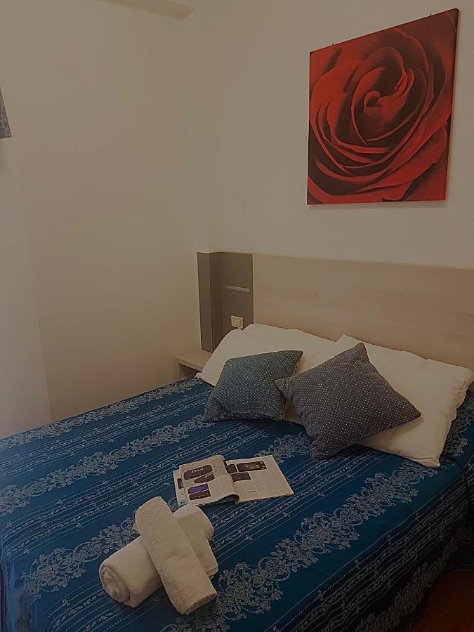 Hotel Arena Rimini Exteriör bild